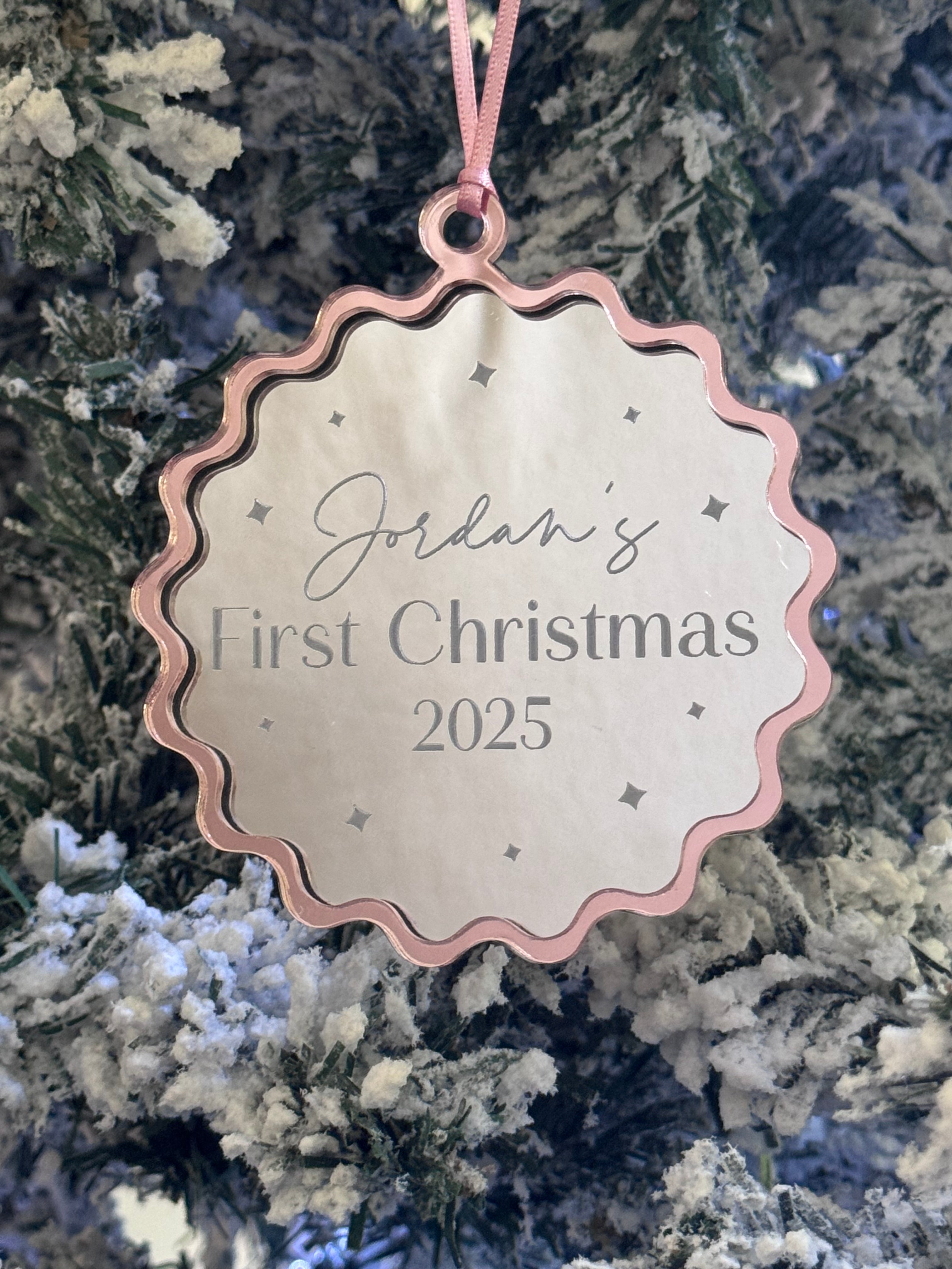 Handmade double-layer personalised family ornament – laser engraved eco-friendly