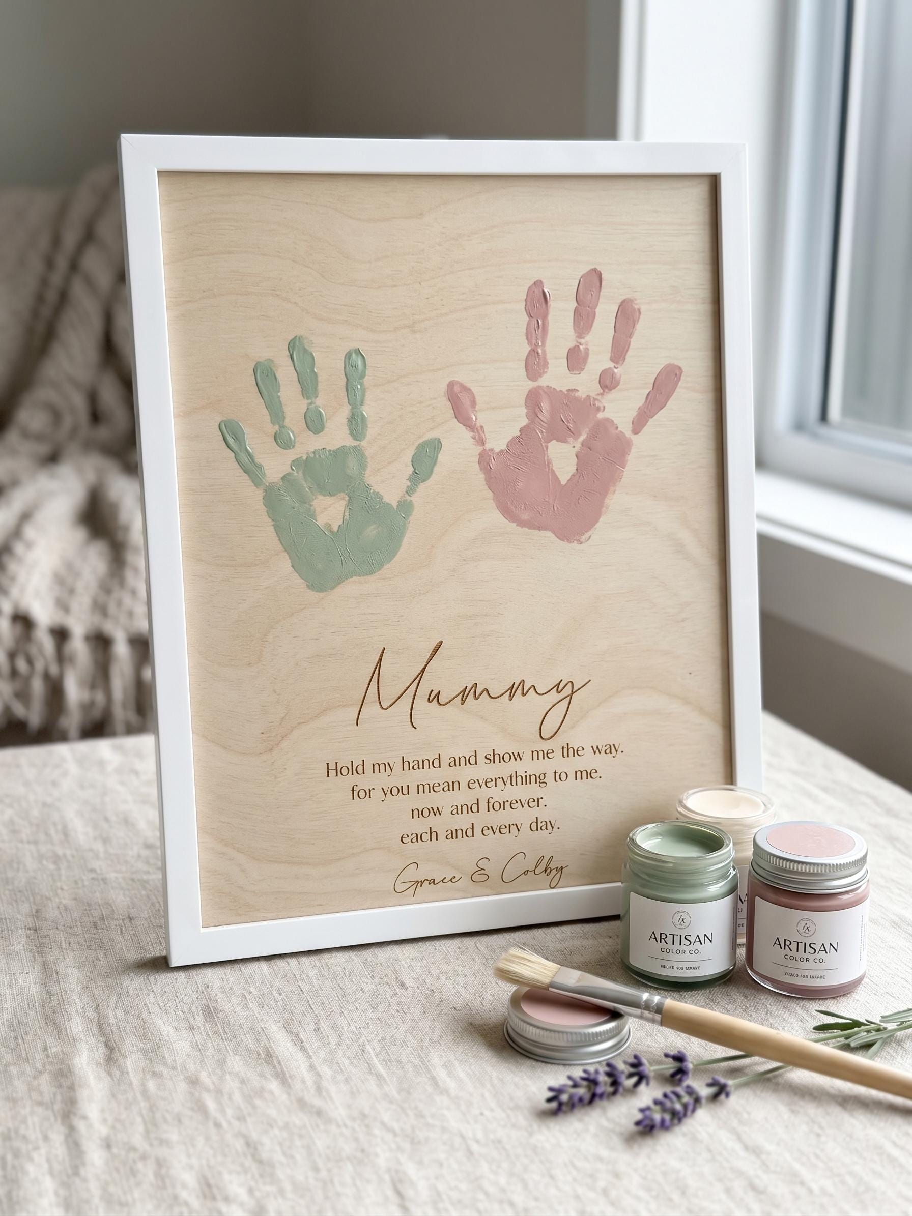 Personalised Mothers Day Handprint Plaque, Custom Framed Wooden Sign for Mum or Nan, DIY Kids Handprint Keepsake, 25cm x 20cm