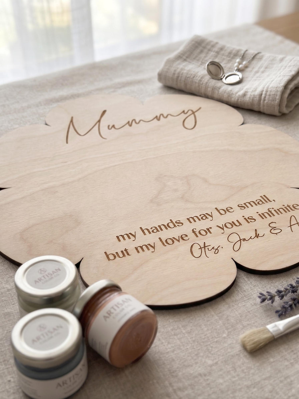 Personalised Mothers Day Handprint Plaque, Custom Wooden Flower Sign for Mum or Nan, DIY Kids Keepsake Gift with Display Stand