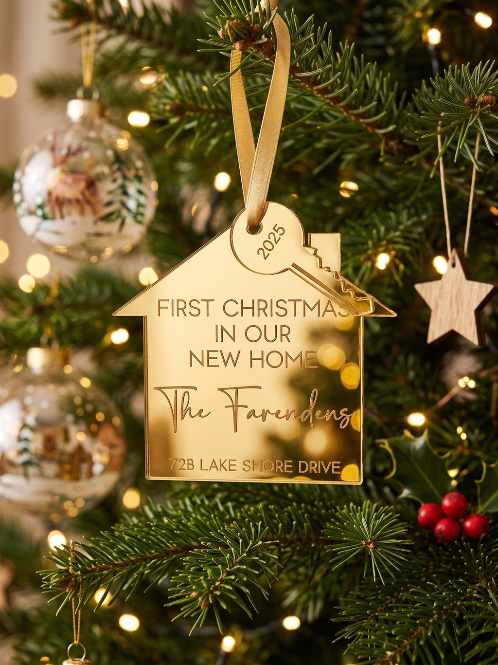 Personalised First Christmas in New Home Ornament, Custom Mirror House Key Bauble, Bespoke Housewarming Keepsake Gift